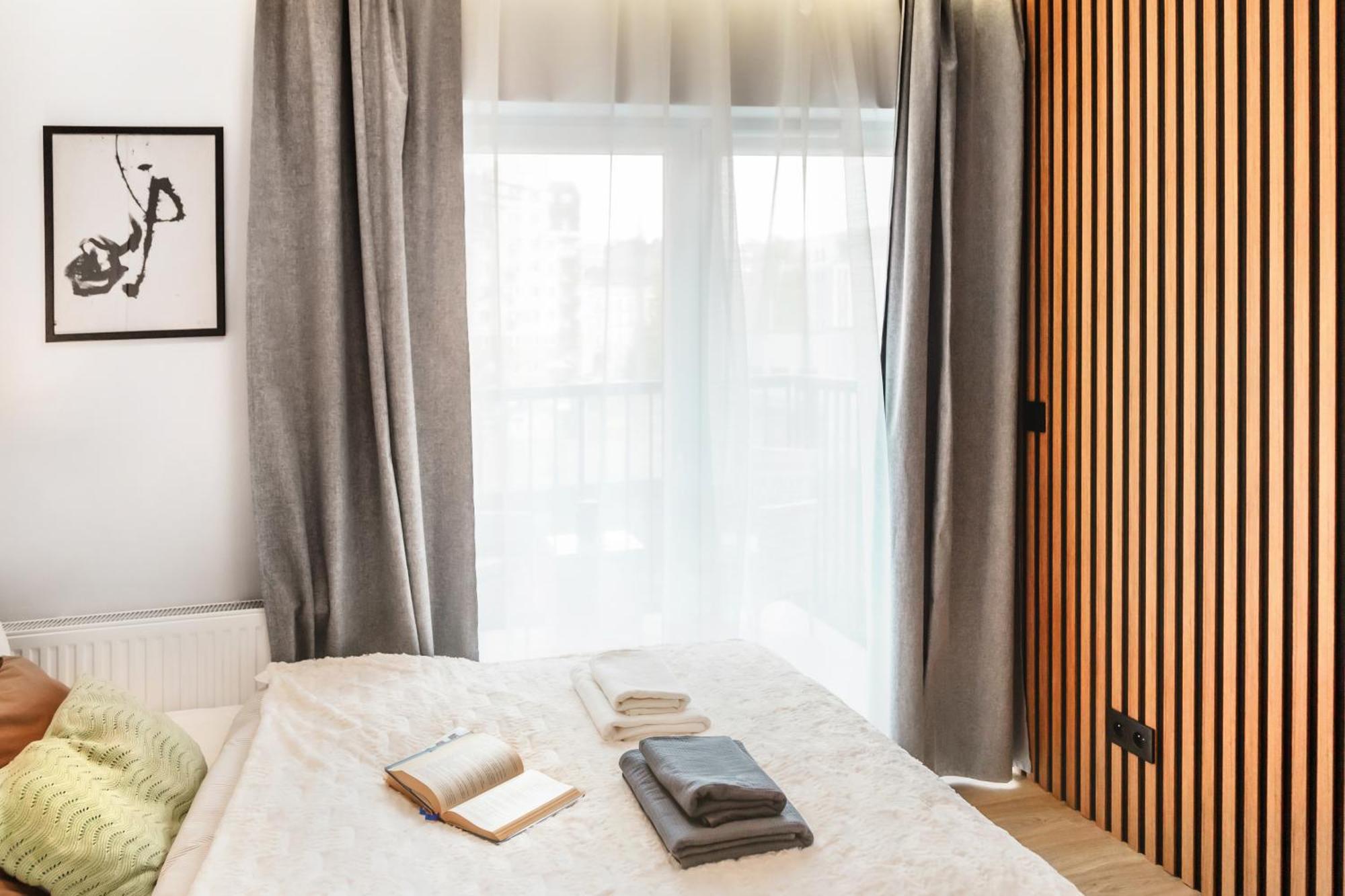 Stylowe Apartamenty W Centrum Wroclaw Ngoại thất bức ảnh