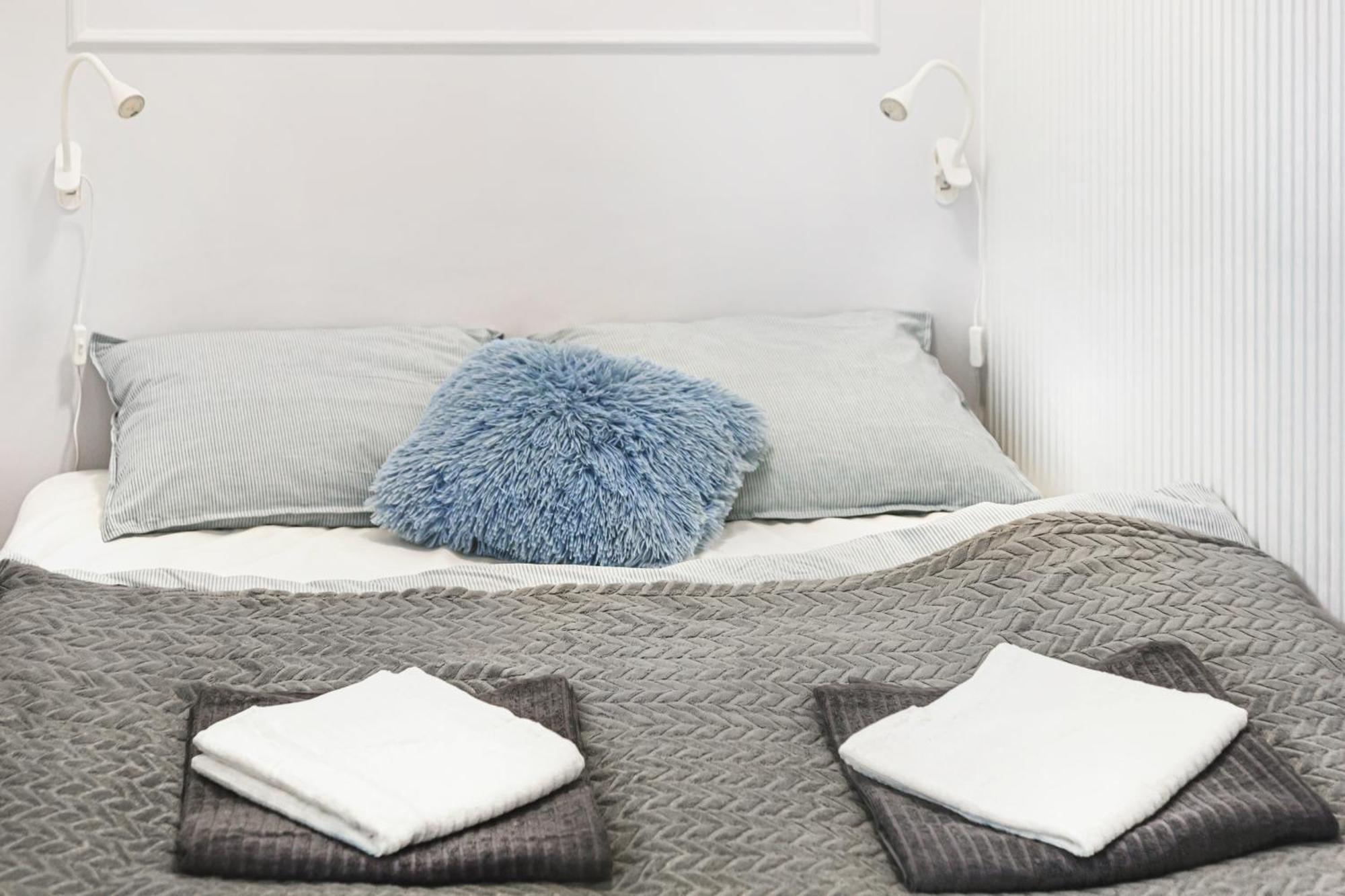 Stylowe Apartamenty W Centrum Wroclaw Ngoại thất bức ảnh