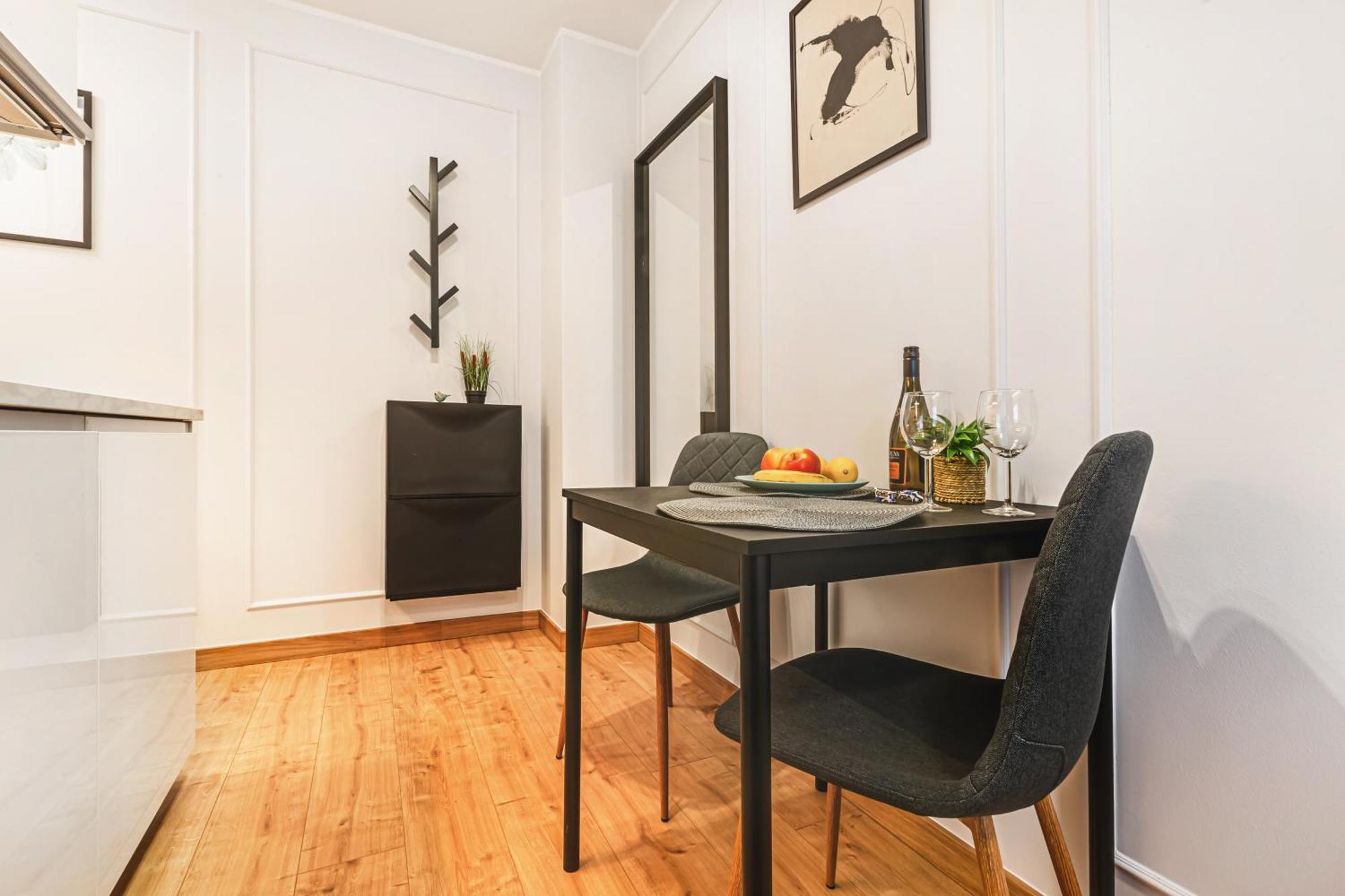 Stylowe Apartamenty W Centrum Wroclaw Ngoại thất bức ảnh
