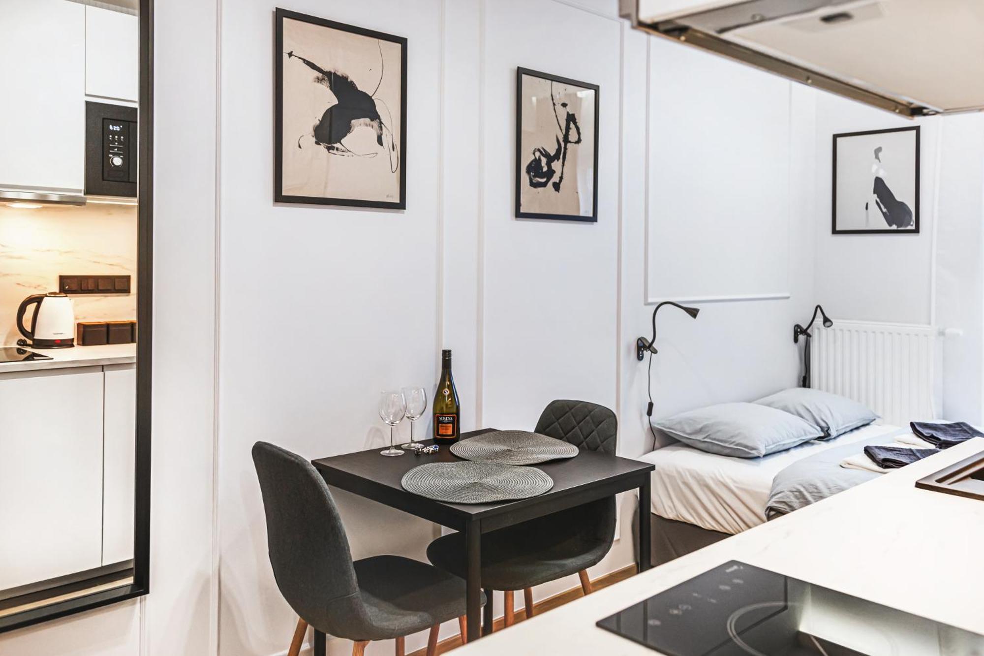Stylowe Apartamenty W Centrum Wroclaw Ngoại thất bức ảnh
