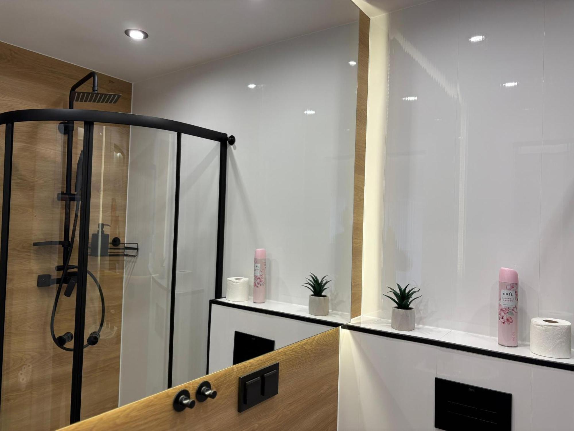 Stylowe Apartamenty W Centrum Wroclaw Ngoại thất bức ảnh