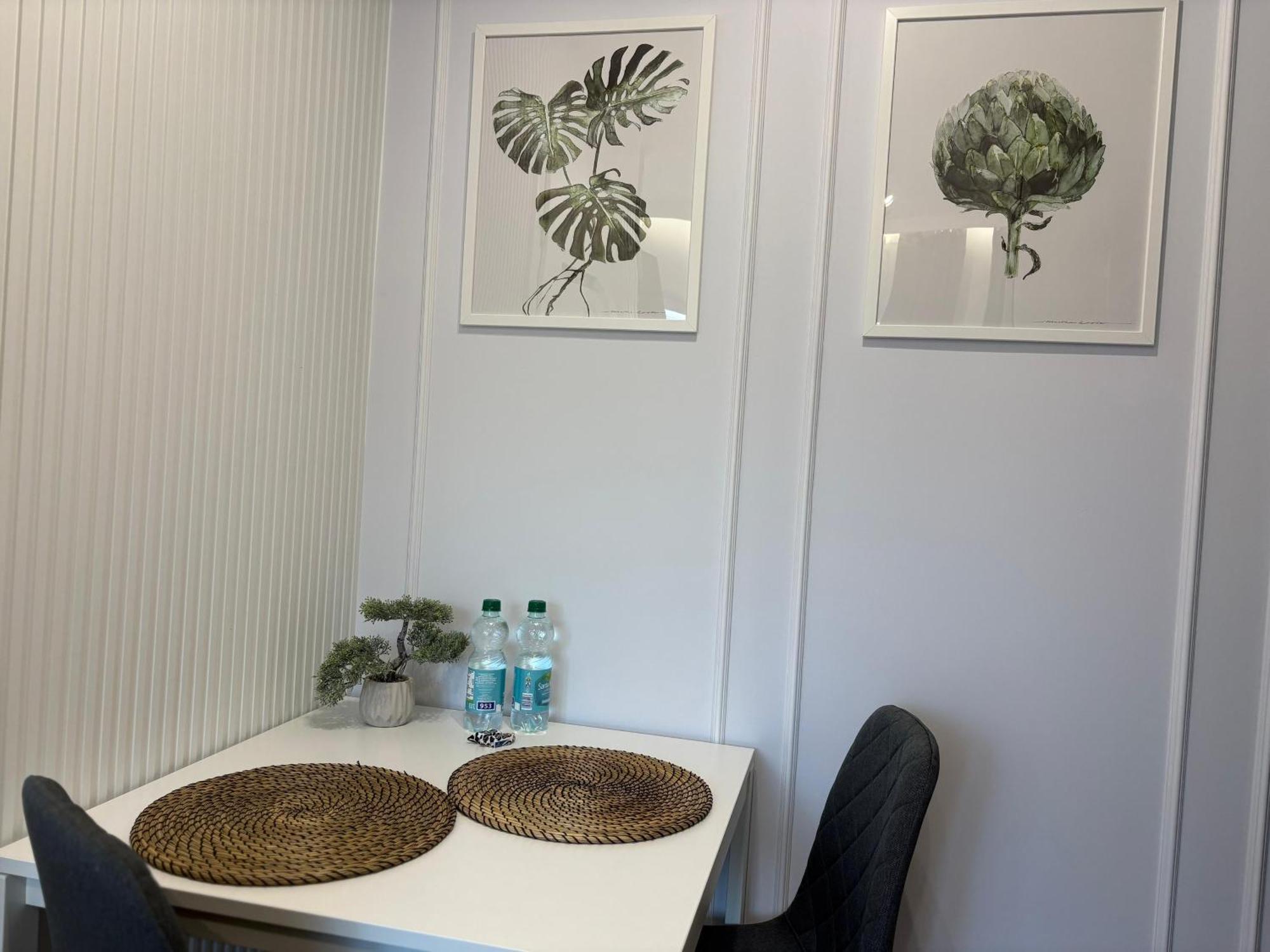 Stylowe Apartamenty W Centrum Wroclaw Ngoại thất bức ảnh